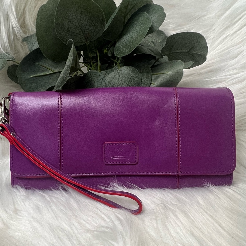 Baekgaard Vera Bradley LEATHER Clutch Wristlet Long Wallet Purple Plum